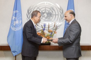 New PR, Afghanistan, presents credentials to SG