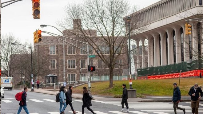 دانشگاه پرینستون در نیوجرسی واقع است