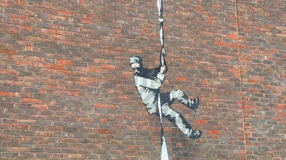 زندانی در حال فرار از زندان ردینگ، اثر بنکسی هنرمند بریتانیایی